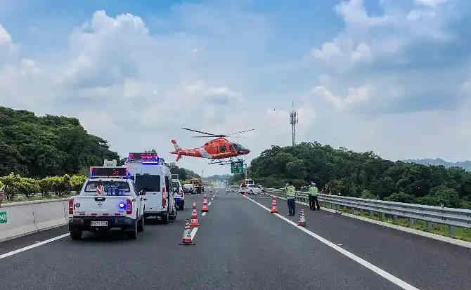 海城高速公路汽车救援案例